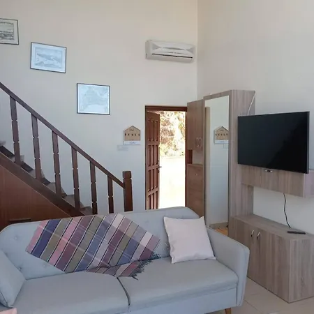 Holiday Villa- Sea View With Pool