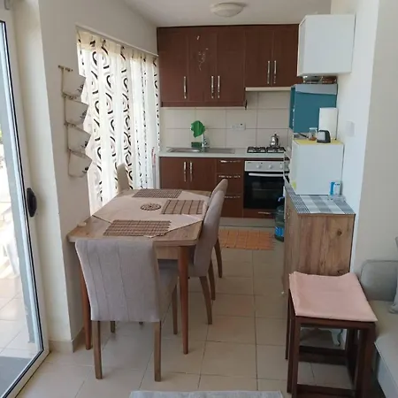 Holiday Villa- Sea View With Pool Βασίλεια